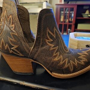 Brown Western Ankle Boots NEW IN BOX